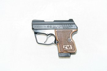 Pistole samonabíjecí Kevin 704, 9mm Makarov, dřevo