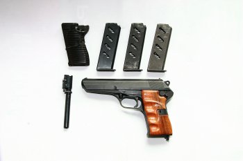 Pistole samonabíjecí CZ 52, 7,62x25 Tokarev + hlaveň 9mm Luger