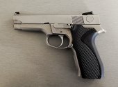 Pistole samonabíjecí S&W 5946, 9mm Luger