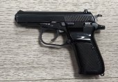 Pistole samonabíjecí CZ82, 9mm Makarov